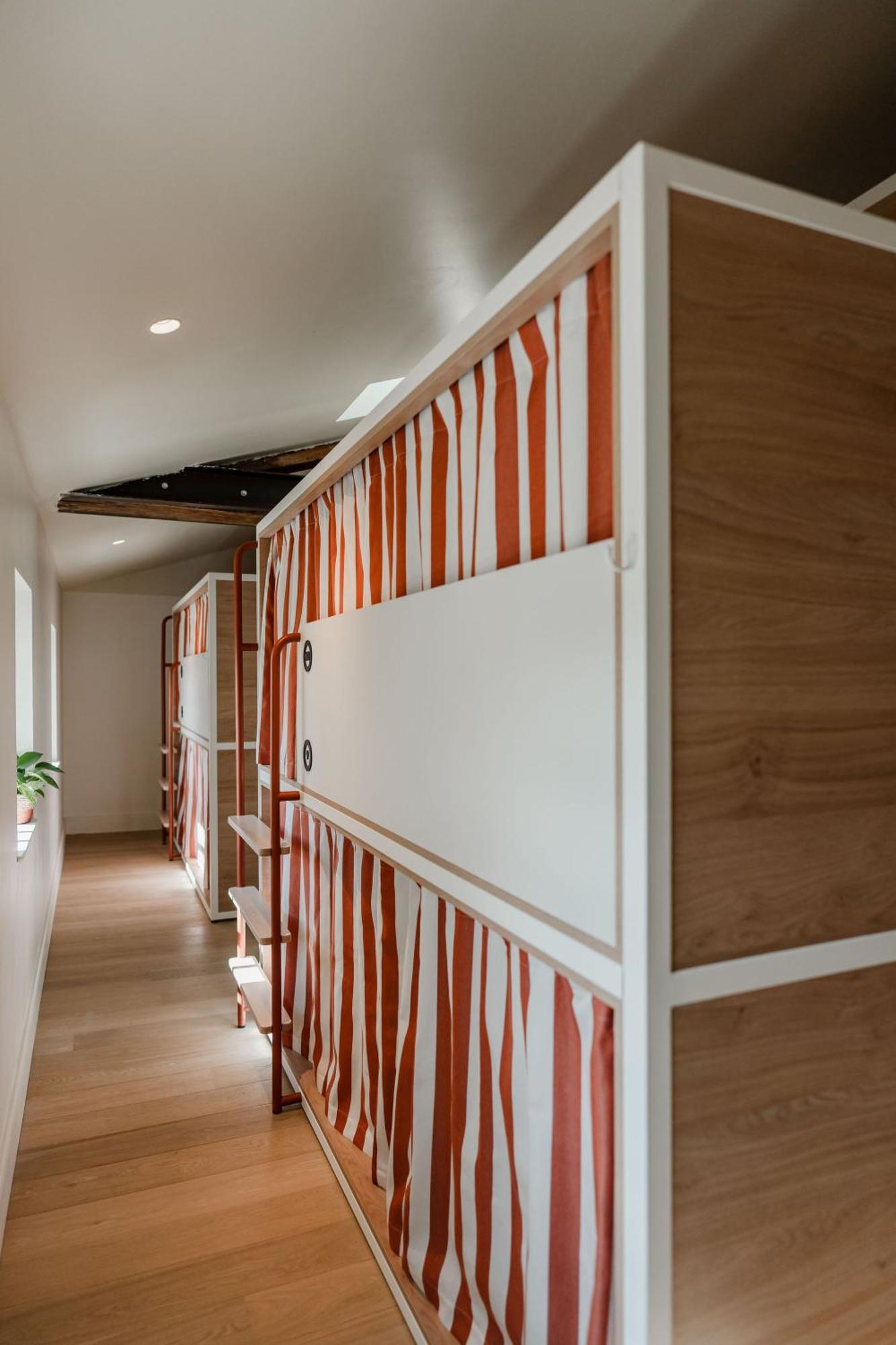 Central Hostel La Rochelle Centre Dış mekan fotoğraf